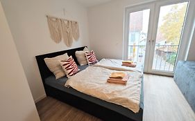 Ticasa Gold-Zentral-Outlet-Aufzug-Stylisch-Unique